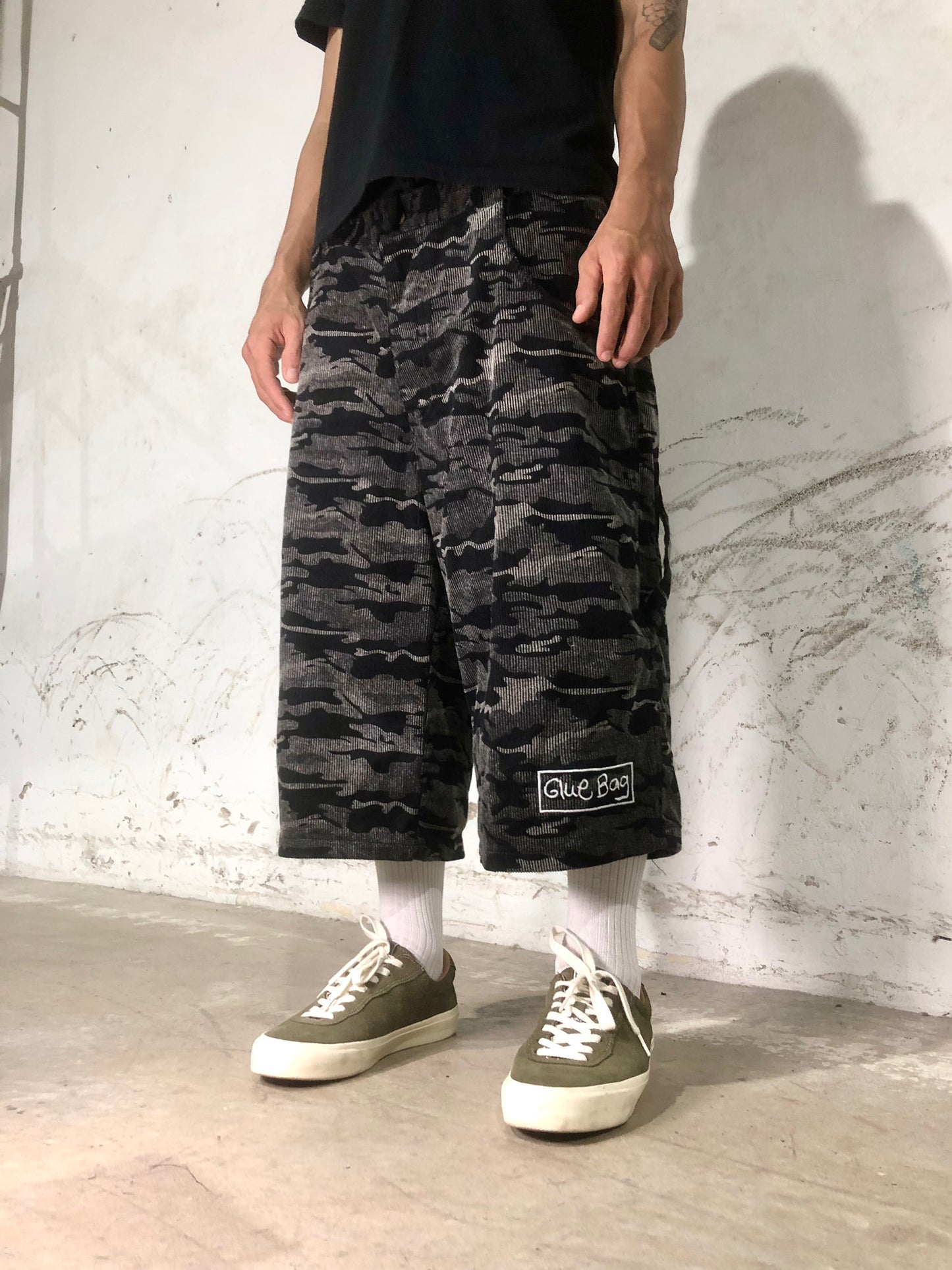 Snow Leopard Corduroy Baggy Shorts